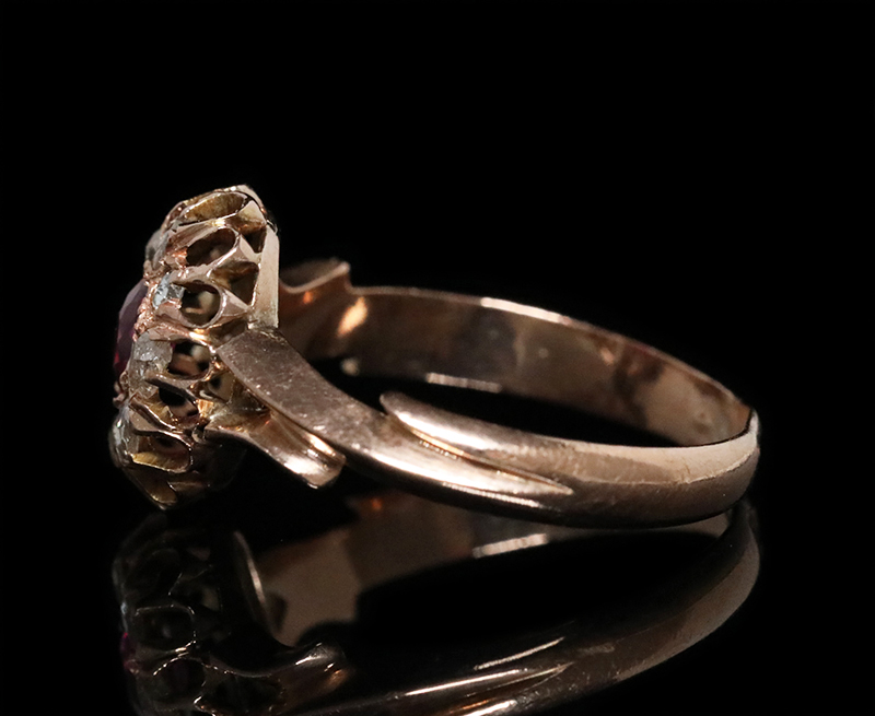 Antique Gallery Soleil アンティークジュエリー / ロシア オデッサ